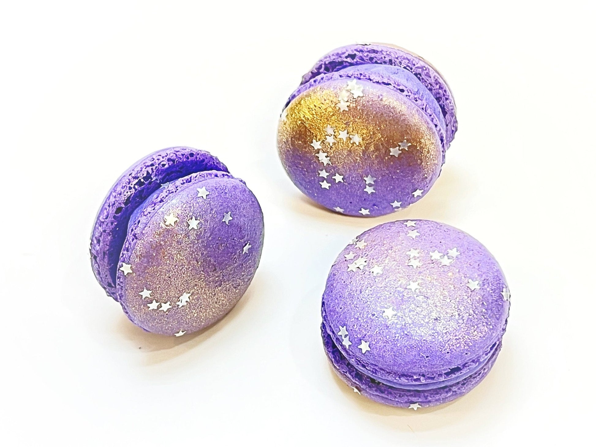 Space Edition Mac | The Neptune French Macaron | Available in 6, 12 & 24 - Macaron Centrale6 Pack