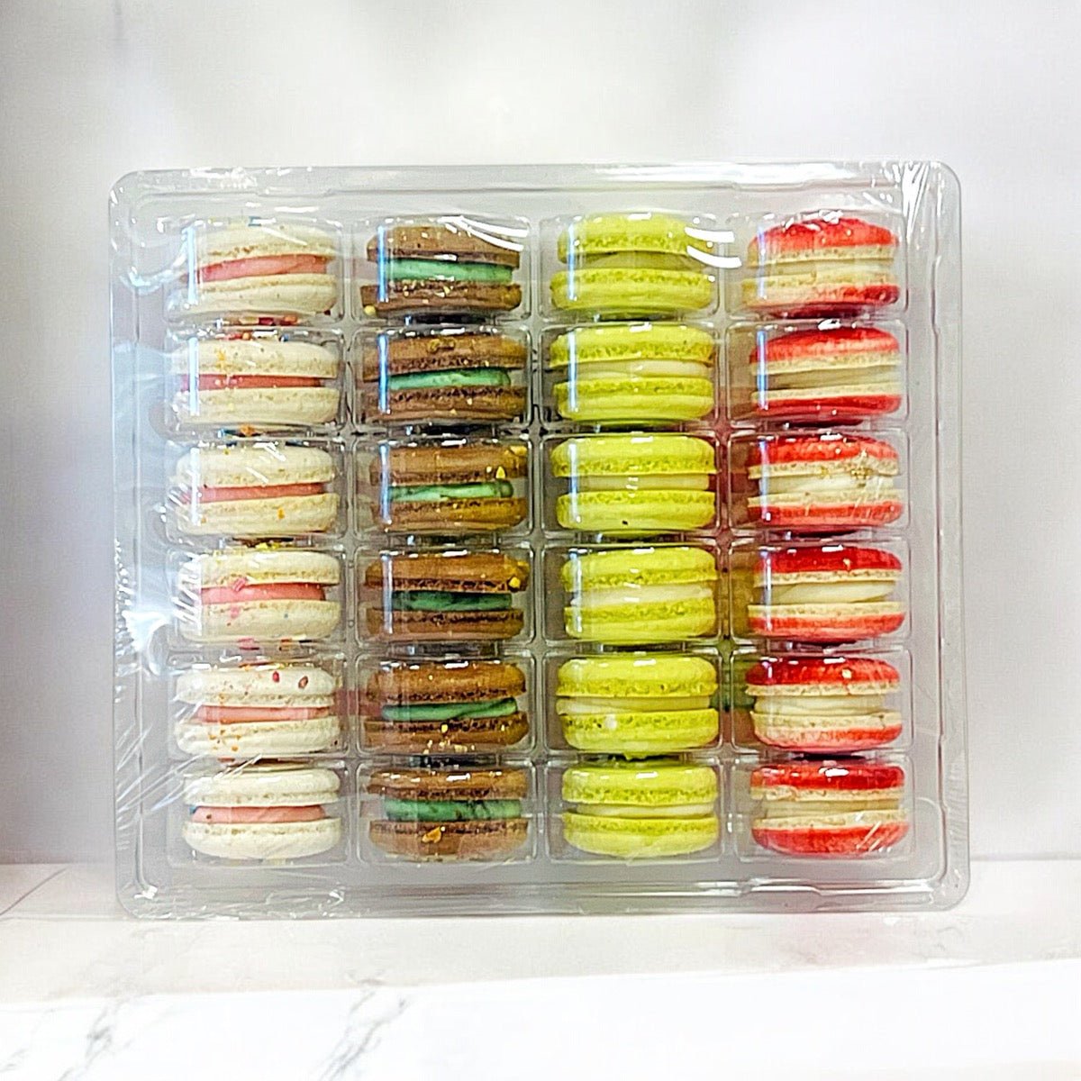 Specialty Vegan Macaron Assortment - Macaron Centrale24 pack