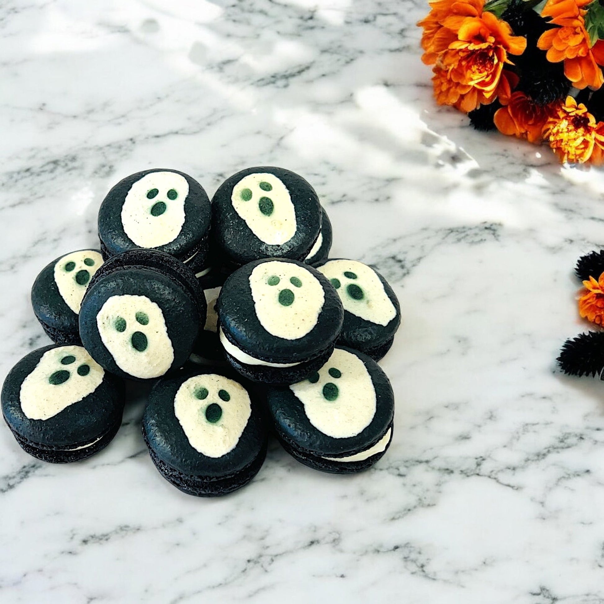 Spooky Ghost Macarons – Customizable Flavors for Halloween - Macaron CentraleHalloween6 Pack