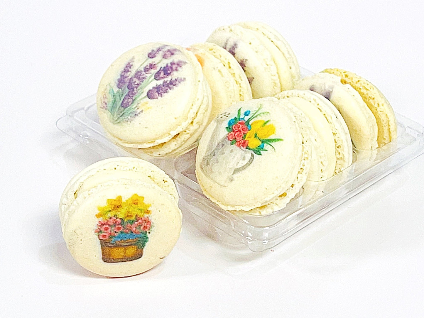 Spring Blossom Macarons: Customizable Delights in Packs of 6, 12, or 24 - Macaron Centrale6 Pack