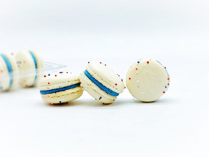 United States of Macarons | Blue Red White Sprinkle 6 Pack French Macarons - Macaron Centrale