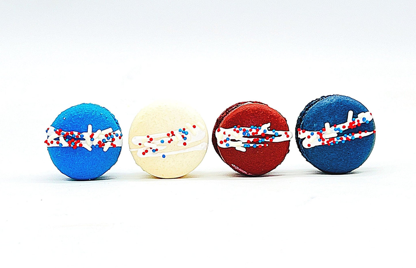 United States of Macarons | Patriotic Red, White, Blue Pack French Macarons | - Macaron Centrale12 Pack