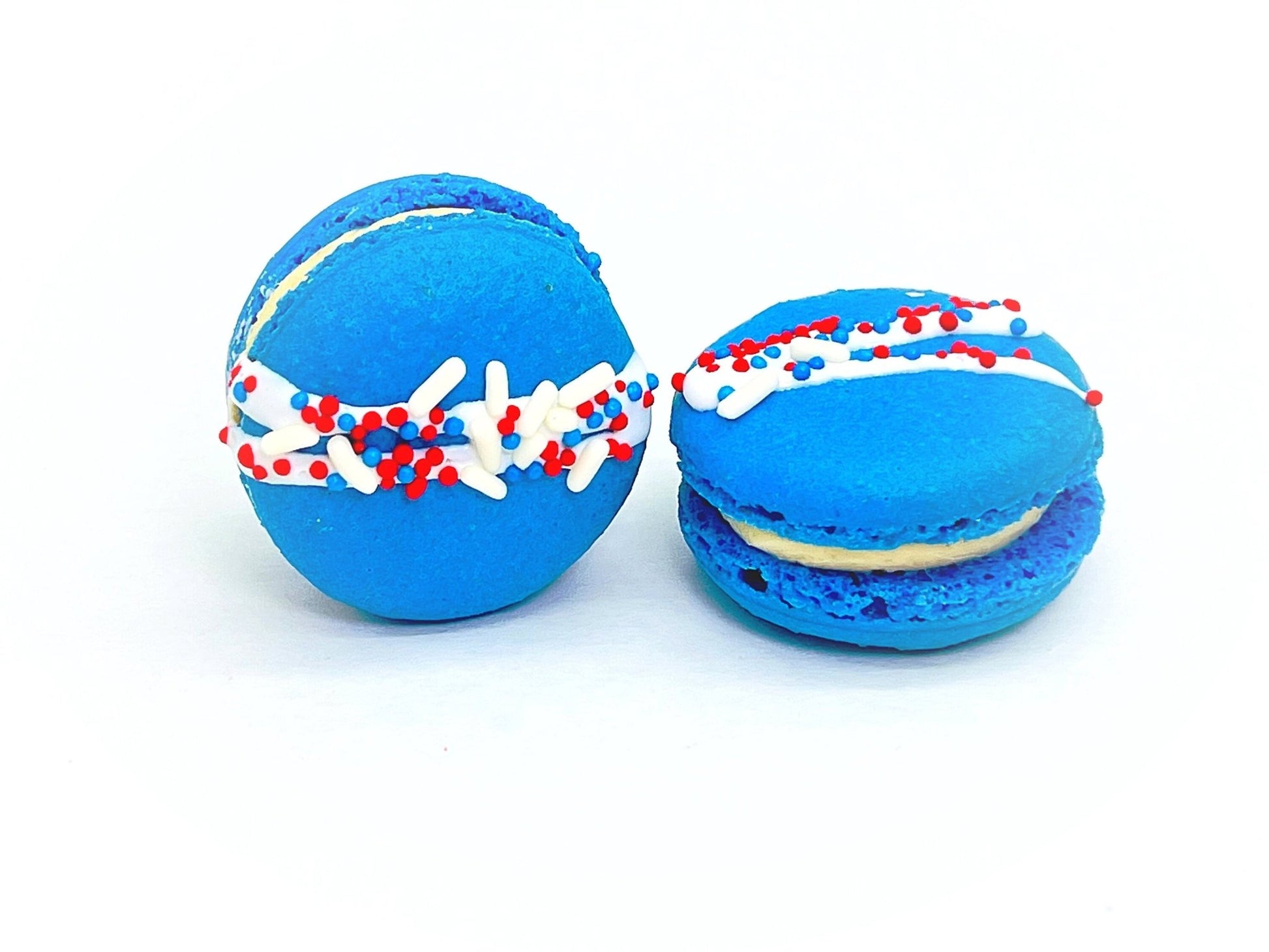 United States of Macarons | Patriotic Red, White, Blue Pack French Macarons | - Macaron Centrale12 Pack