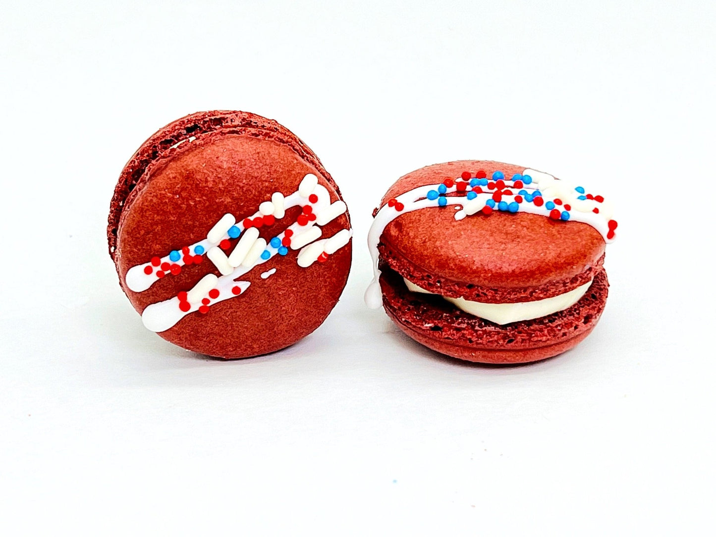 United States of Macarons | Patriotic Red, White, Blue Pack French Macarons | - Macaron Centrale12 Pack