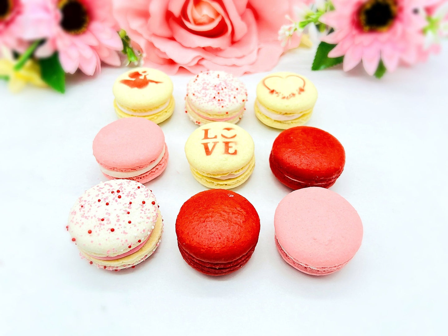 Valentines Assorted Vegan Macarons - Macaron Centrale4 Pack