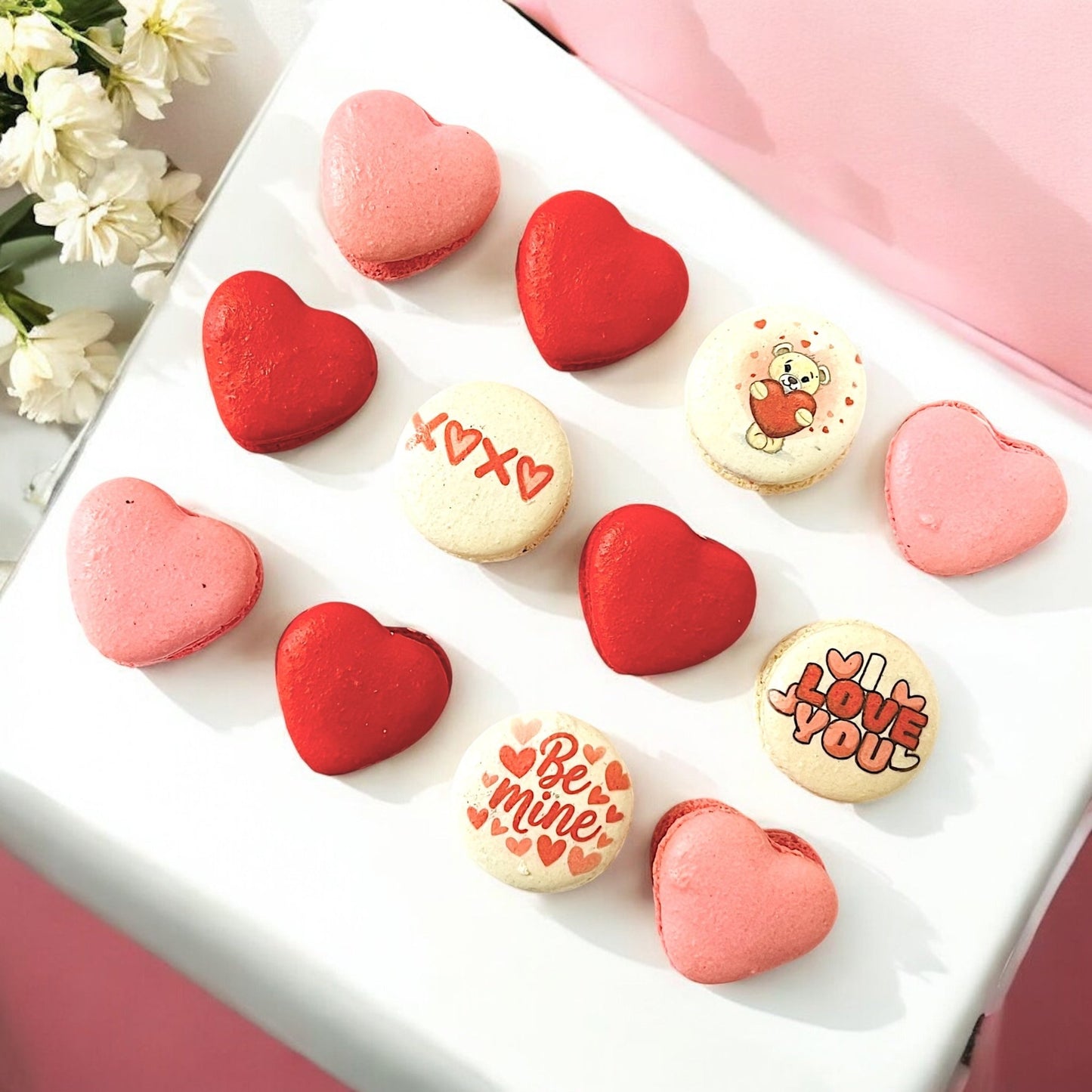 Valentine’s Macaron Gift Box – Heart - Shaped & Printed Macarons - Macaron CentraleValentine'sDefault (white chocolate - strawberry - vanilla)6 Pack