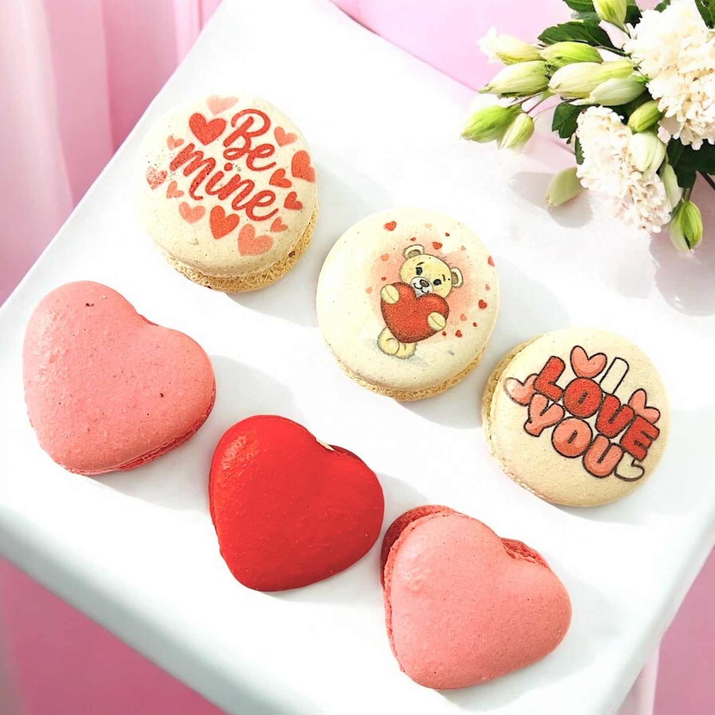 Valentine’s Macaron Gift Box – Heart - Shaped & Printed Macarons - Macaron CentraleValentine'sDefault (white chocolate - strawberry - vanilla)6 Pack