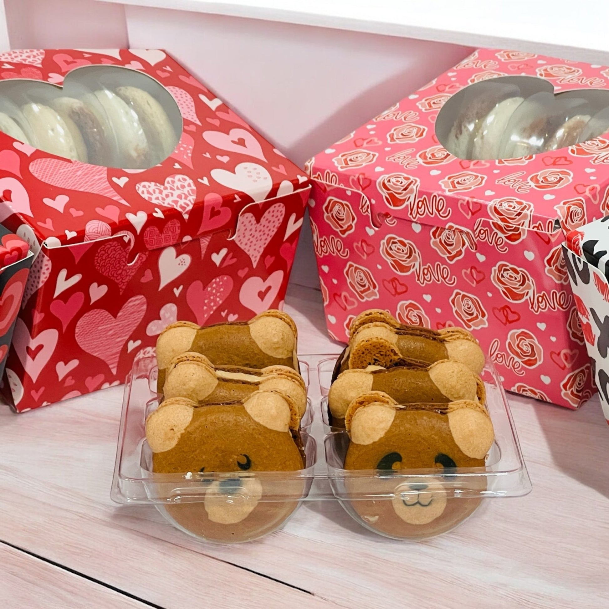 Valentine’s Teddy Bear Macarons – Custom Flavors in Gift Box - Macaron CentraleValentine'sDefault : Vanilla | Caramel | Chocolate6 Pack