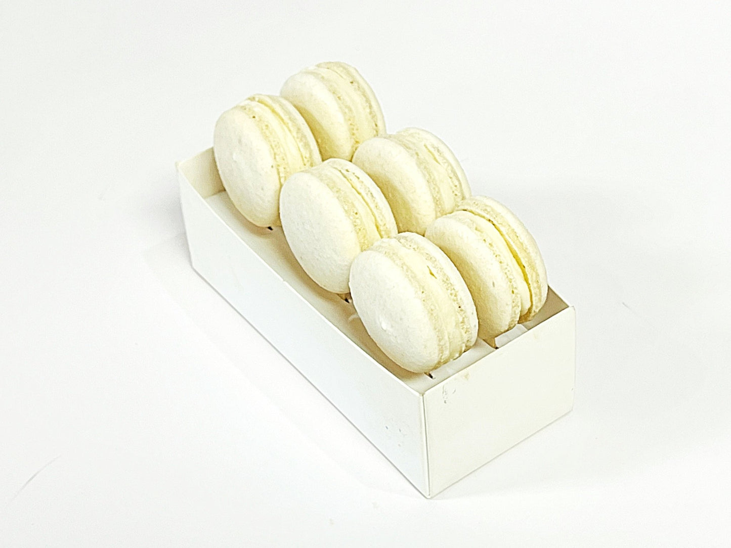 Vanilla Cream Macaron Sucettes En Gros | Available in 24 & 48 Sucettes - Macaron Centrale24 Pack