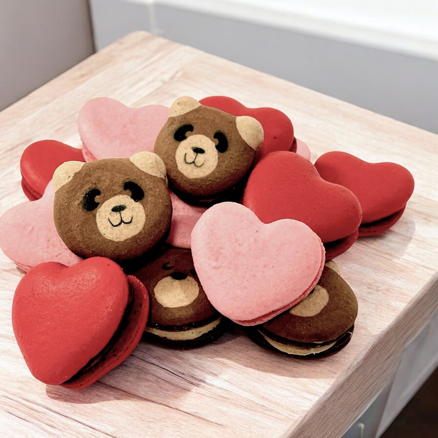 Vegan Teddy & Heart Macaron Gift Set - Custom Flavors - Macaron CentraleDefault6 Pack