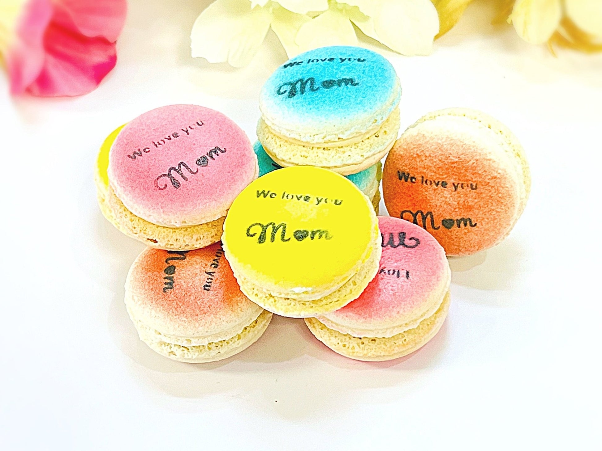 We Love You, Mom French Macaron | Customizable Flavor Macarons | Available in 6, 12, 24 Pack - Macaron Centrale6 PackBlue