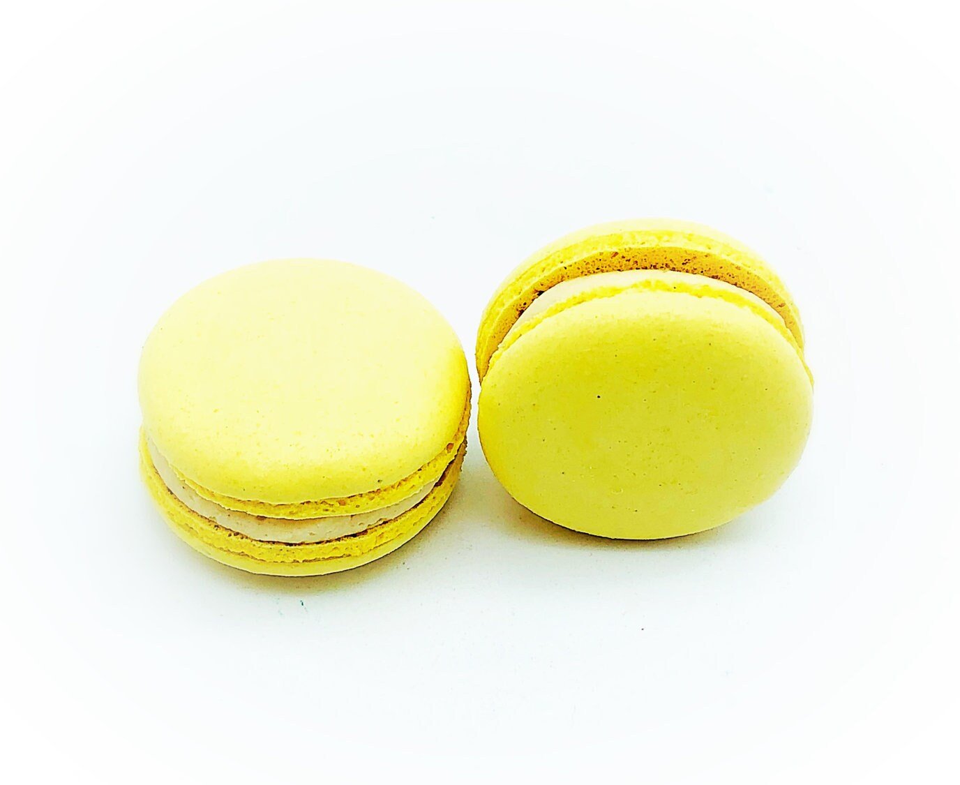 Wholesale Banana Peanut Butter Fudge Vegan Macarons | Available in 24 & 48 Pack - Macaron Centrale24 Pack