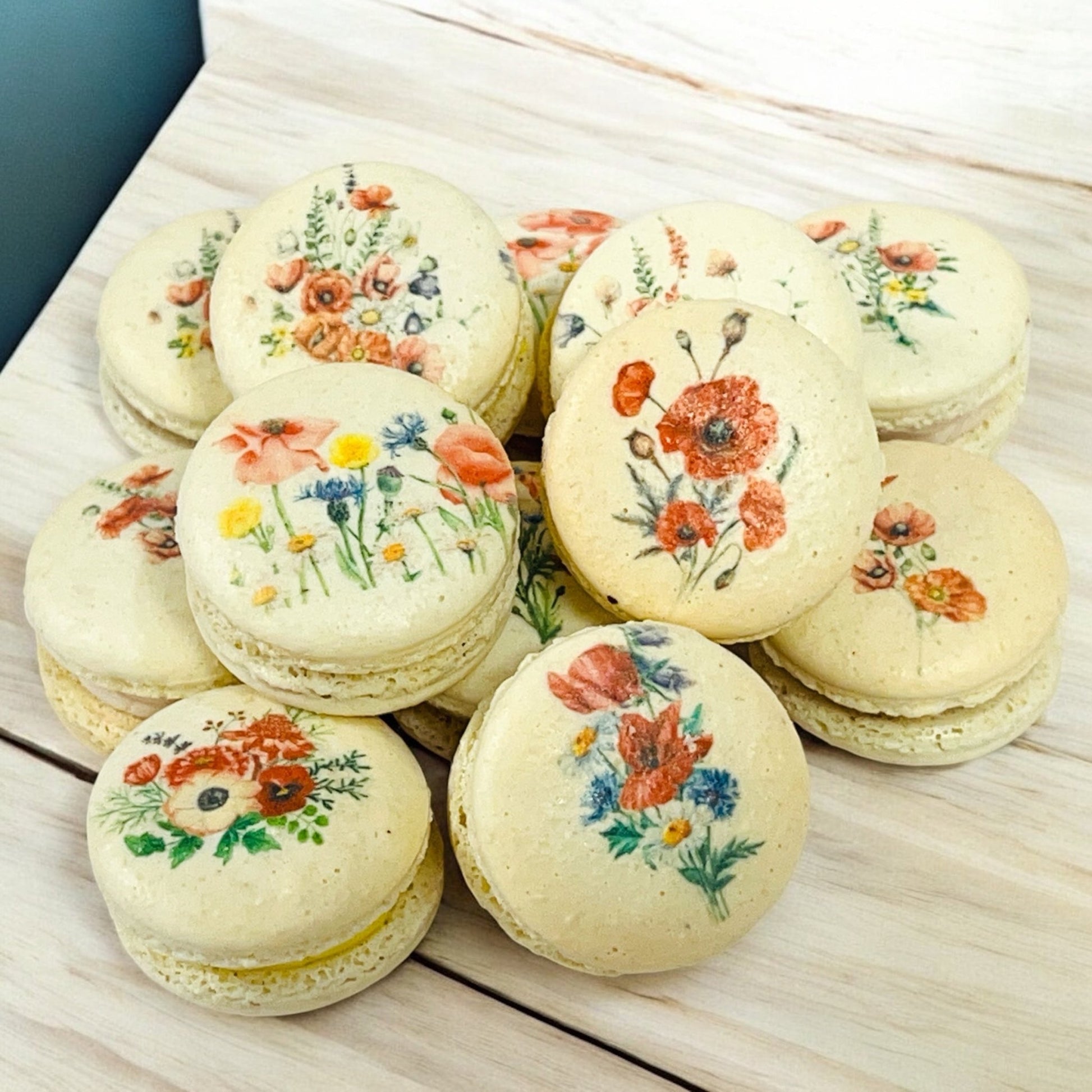 Wildflower Garden Macarons – Custom Flavors Available in 6 or 12 Pack - Macaron Centrale6 Pack