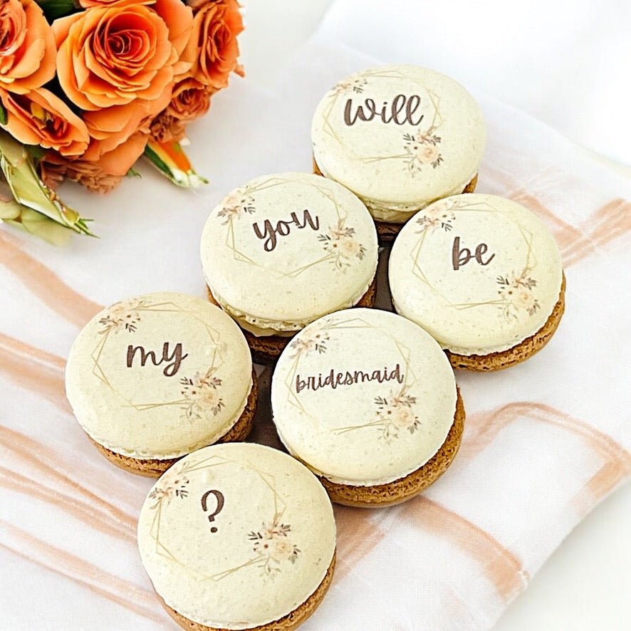 Will You Be My Bridesmaid?" 6 - Pack Macaron Set - Macaron CentraleCaramel