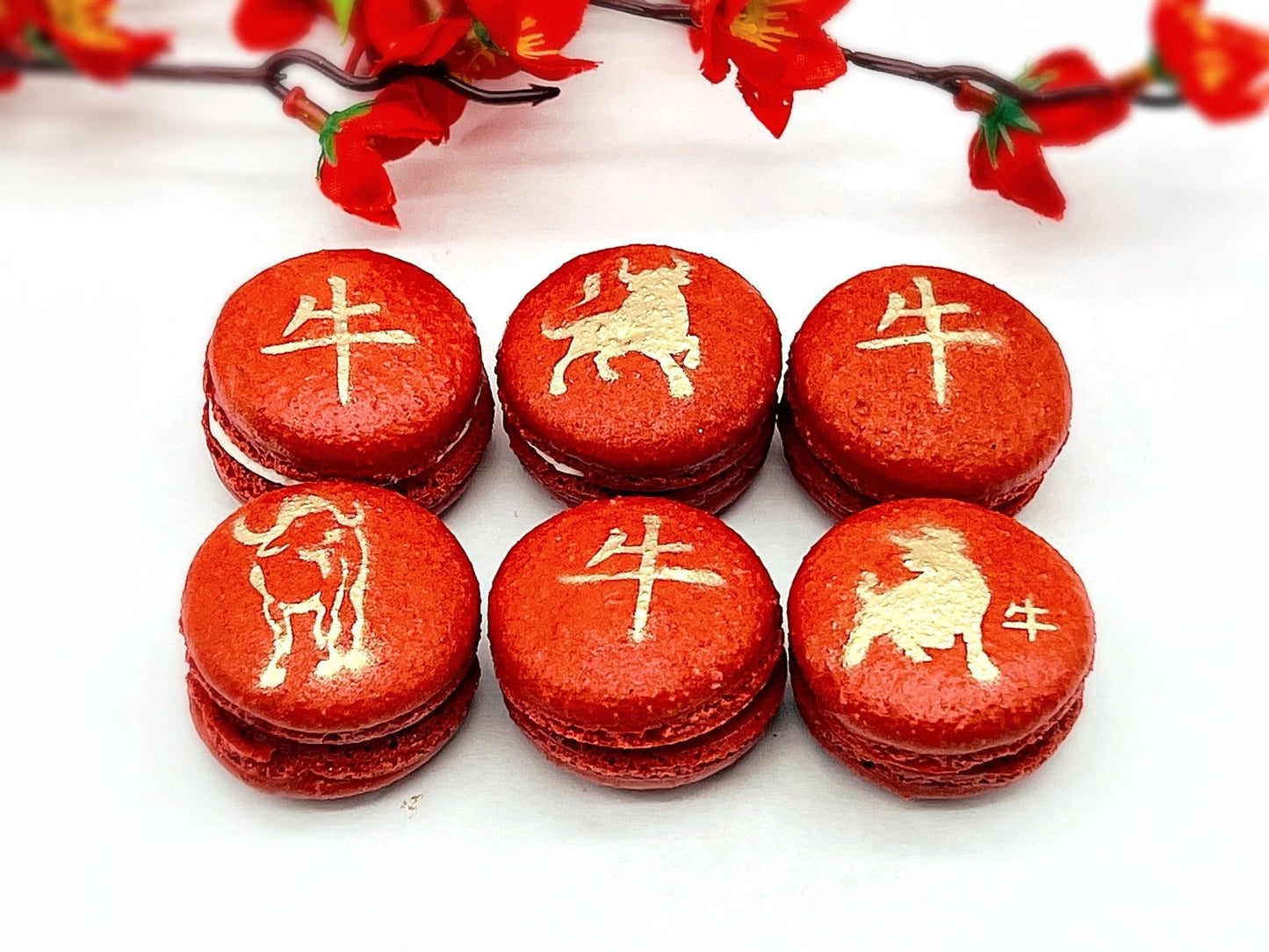 Year of The Ox | Assorted French Macaron decorated with Gold Dust - Macaron CentraleVariety6 Pack