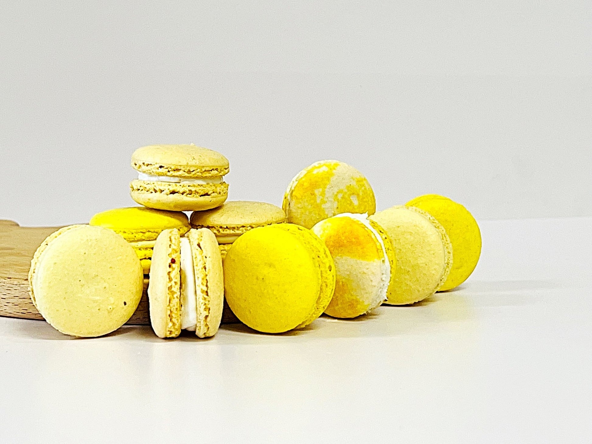 Yellow Vibe: A Flavorful Quartet of French Macarons in One Set | 36 Pack - Macaron Centrale